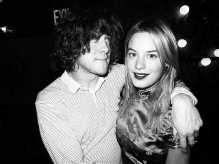 Andrew VanWyngarden's Wife: A Deep Dive into Their Relationship